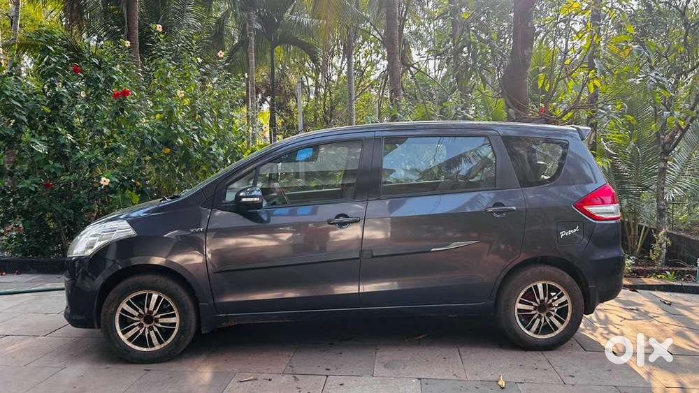 Maruti Suzuki Ertiga 2013 Petrol Well Maintained