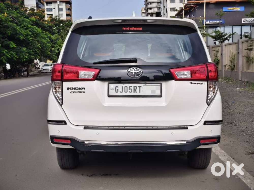 Toyota Innova Crysta 2.4 G Mt 7 Str, 2023, Diesel