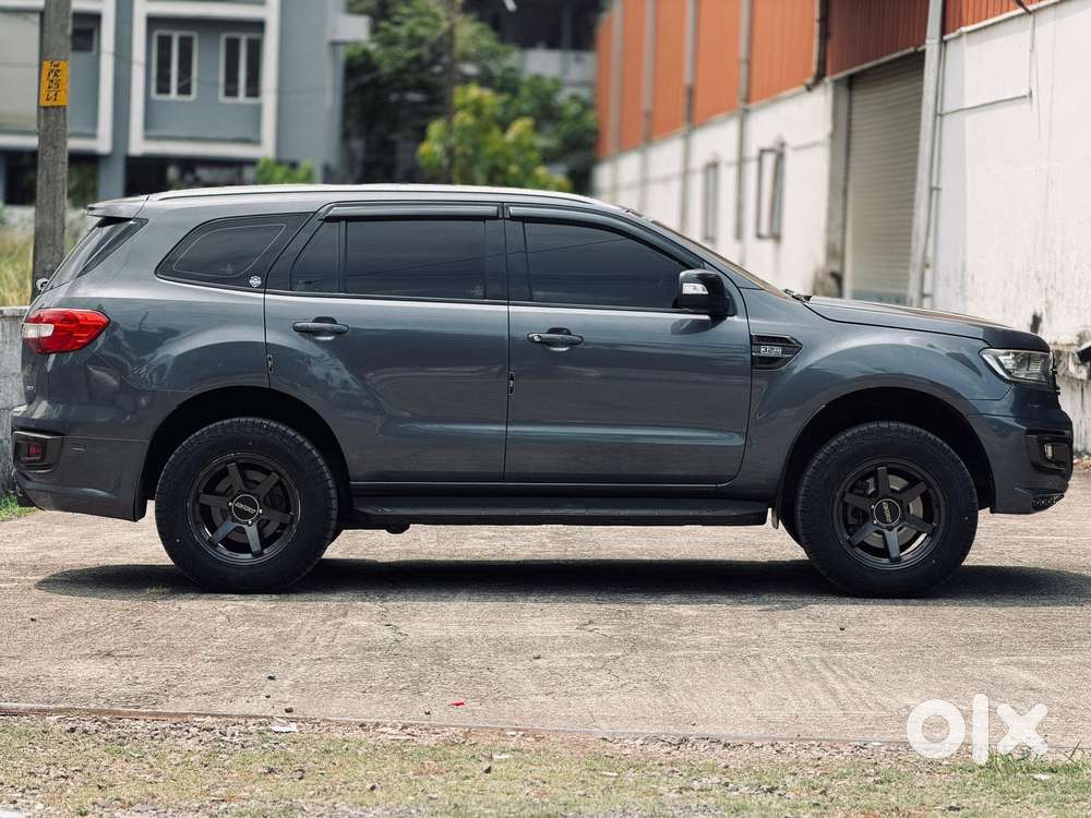 Ford Endeavour 3.2 Titanium 4x4 At, 2017, Diesel
