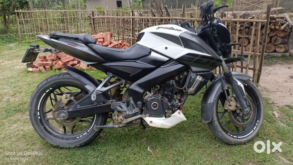 ns-200-bs4-motorcycles-1753291360