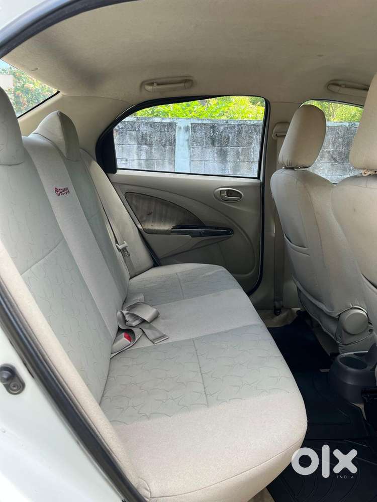 Toyota Etios Vx, 2015, Petrol