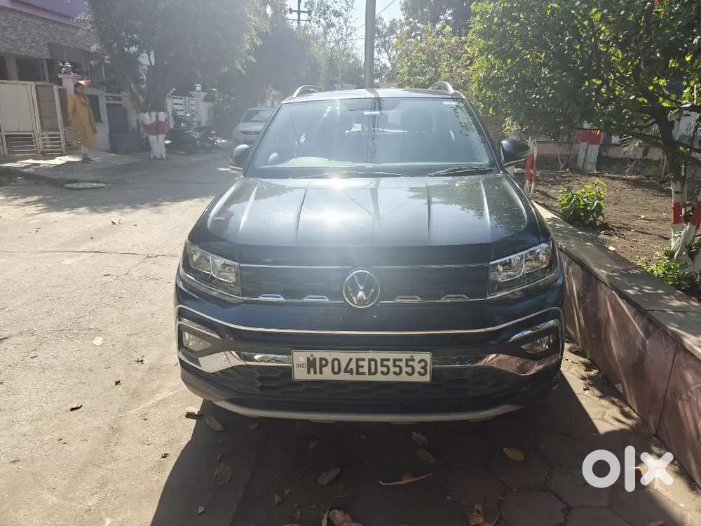 Brand New & Well Maintained Suv.