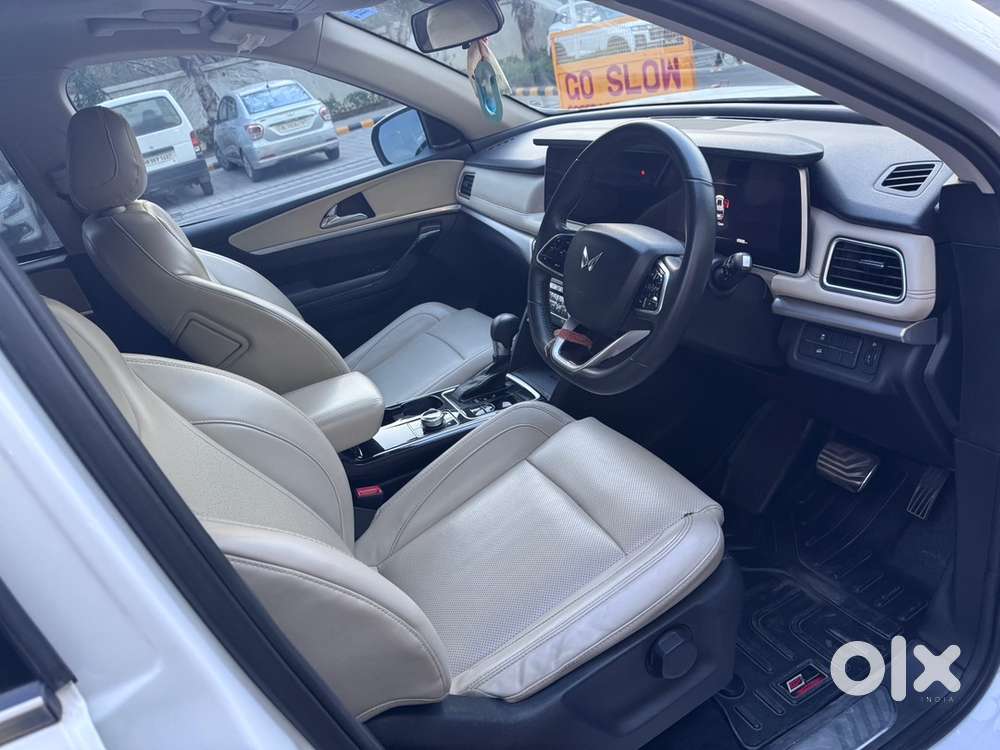 Mahindra Xuv700 Ax7 Luxury Automatic Petrol 2022