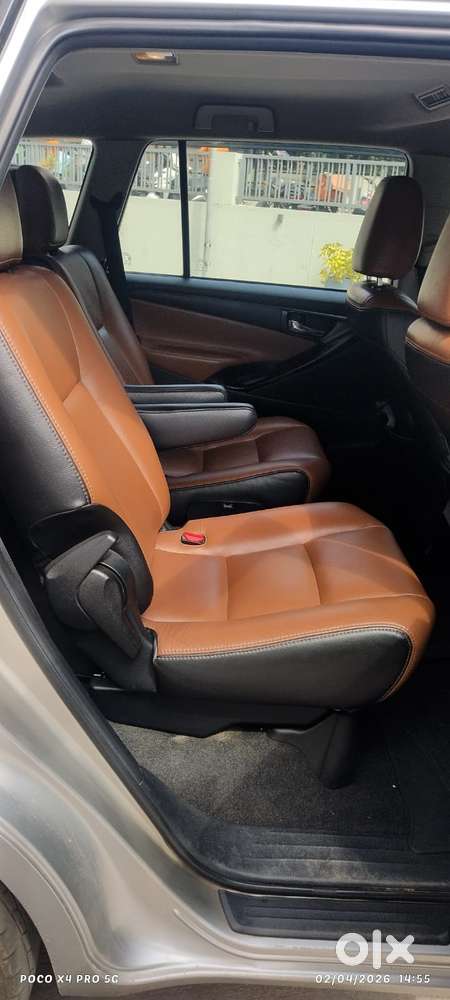 Toyota Innova Crysta 2.8 Gx At 7 Str, 2016, Diesel