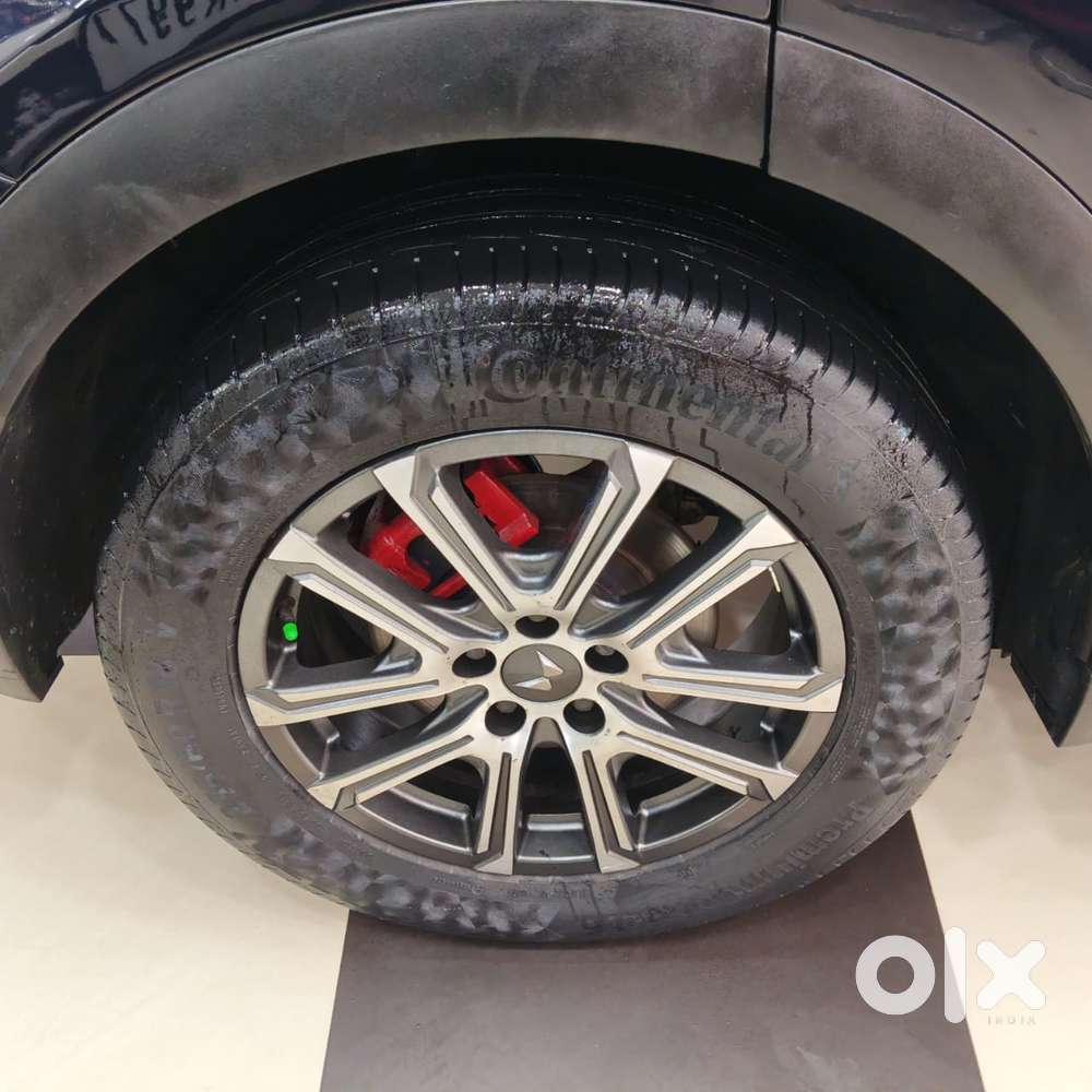 Mahindra Xuv700 2.2 Ax 7 Diesel Mt Luxury Pack Str, 2023, Diesel