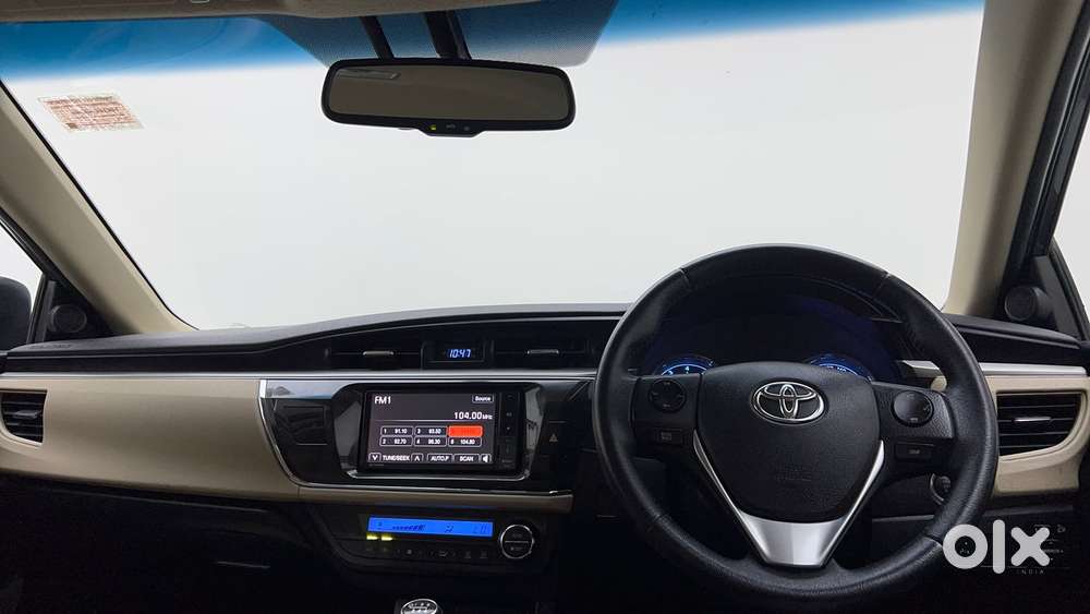 Toyota Corolla Altis 1.8 Gl, 2015, Petrol