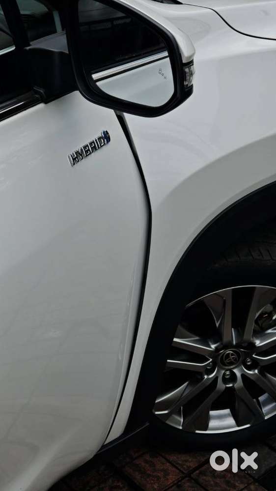 Toyota Innova Hycross 2.0 Zx (o) Hybrid 7 Str, 2023, Petrol
