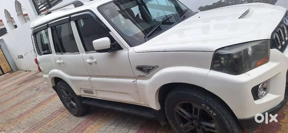 Mahindra Scorpio Classic 2015