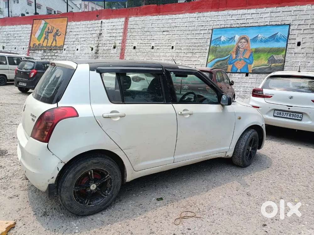 Maruti Suzuki Swift 2009 Diesel 97000 Km Driven