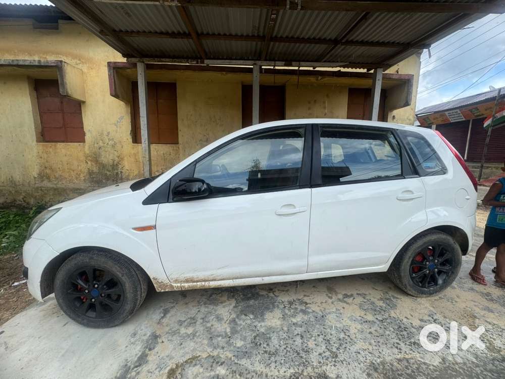 Ford Figo 1.2 Petrol 2012