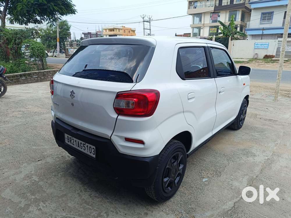 Maruti Suzuki S-presso Vxi Opt, 2024, Petrol