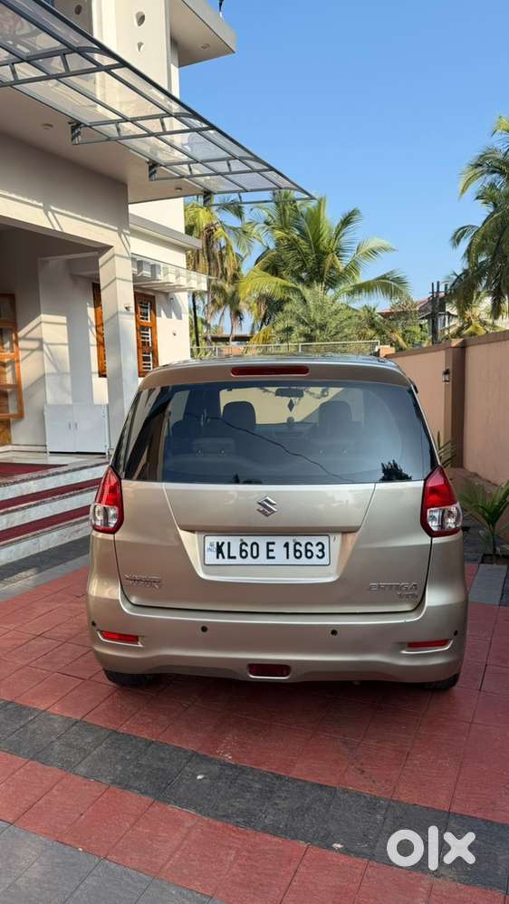 Maruti Suzuki Ertiga 2012 Diesel Well Maintained