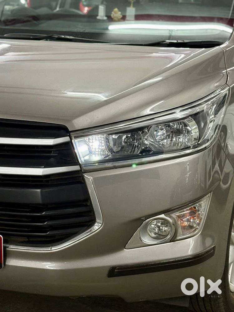 Toyota Innova Crysta 2.8 Gx At 8s, 2017, Diesel