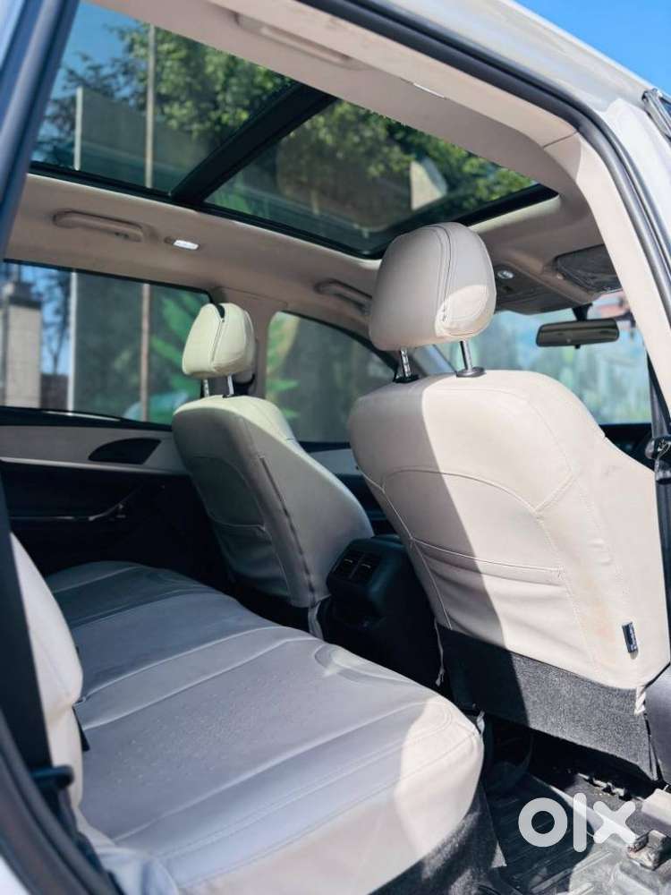 Mahindra Xuv700, 2022, Diesel