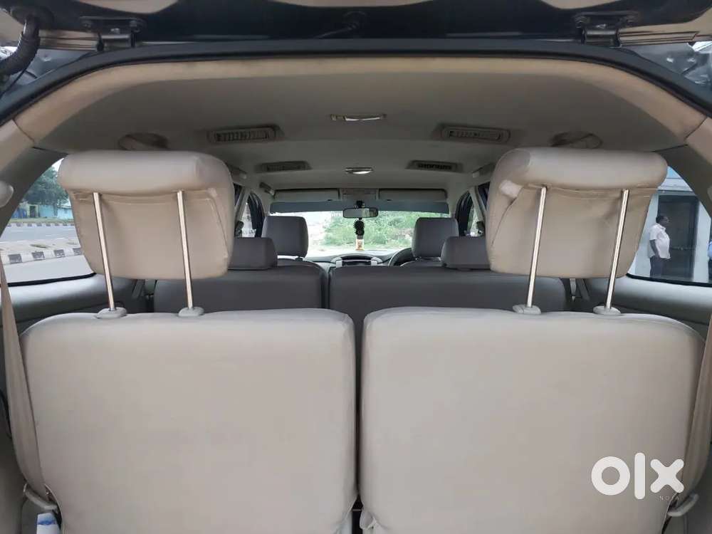 Toyota Innova 2.5 G4 2012