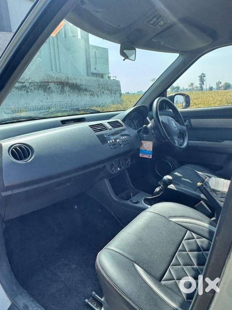 Maruti Suzuki Swift Dzire 2009 Diesel 200000 Km Driven