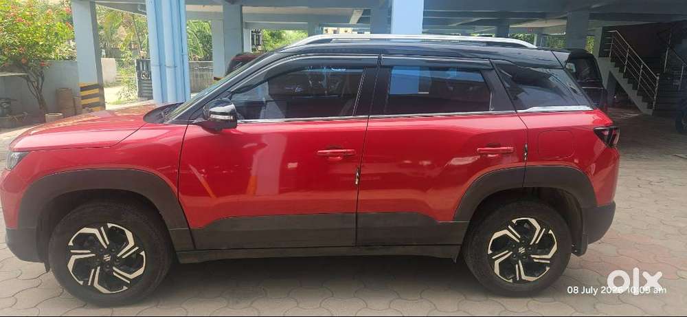 2023 Maruti Suzuki Brezza Zxi+ (top Model) – Excellent Condition – Sec