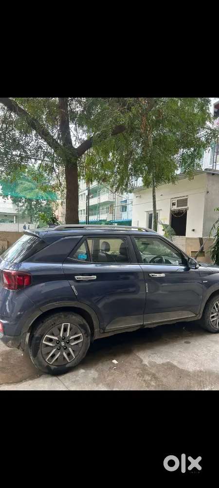Hyundai Venue 1.0 Turbo 2022 Second Owner