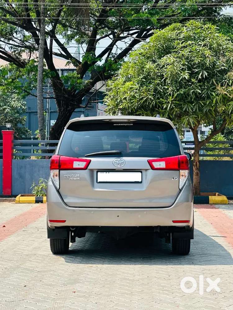 Toyota Innova Crysta 2016