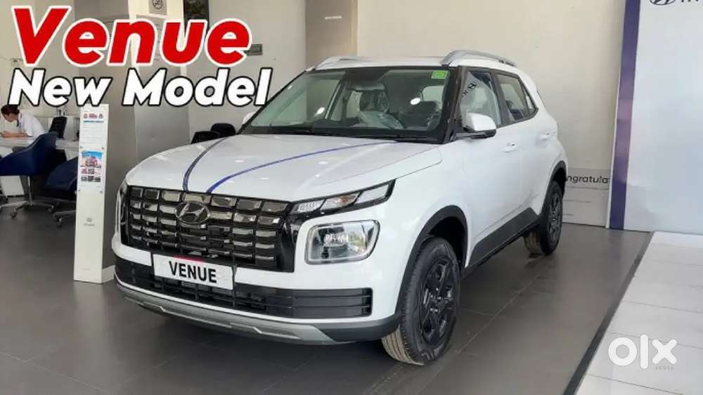 Hyundai Venue 2023 Petrol 50000 Km Driven