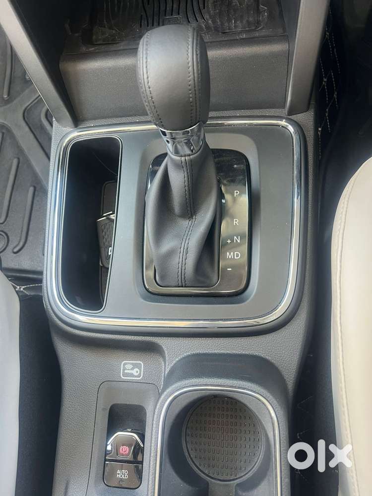 Mahindra Thar Roxx Ax7 L Diesel At 2wd, 2025, Diesel