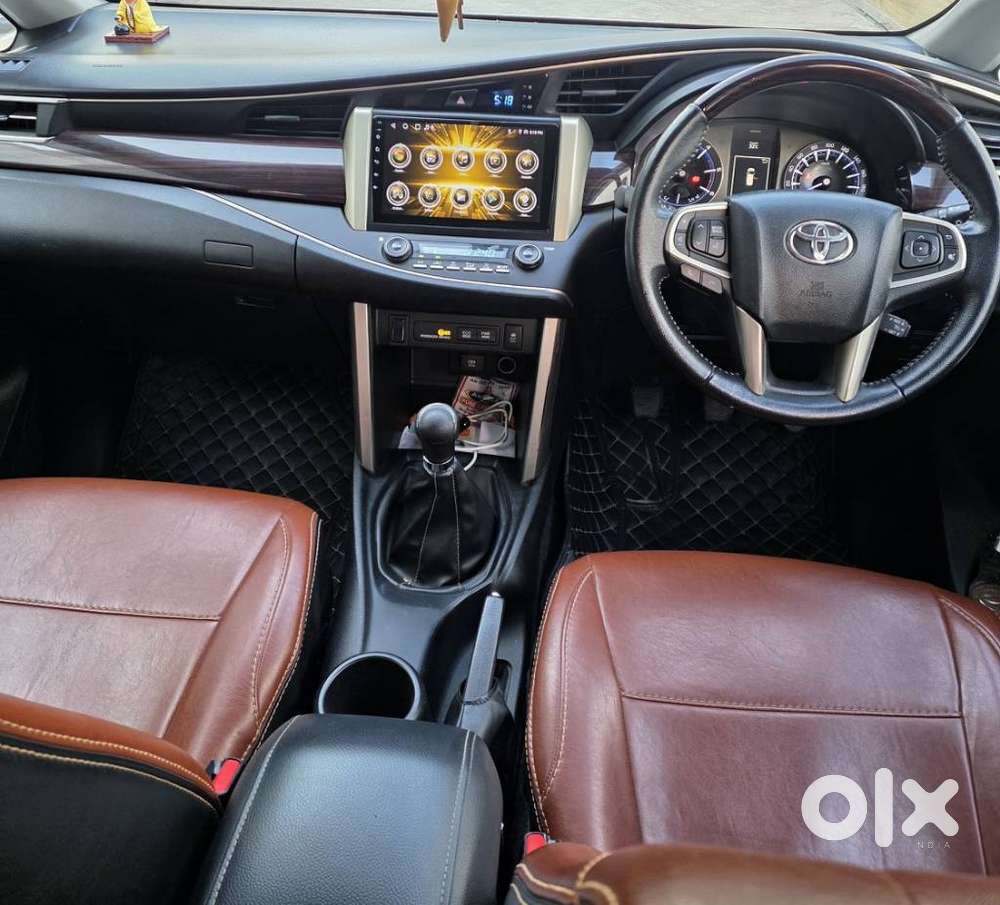 Toyota Innova Crysta