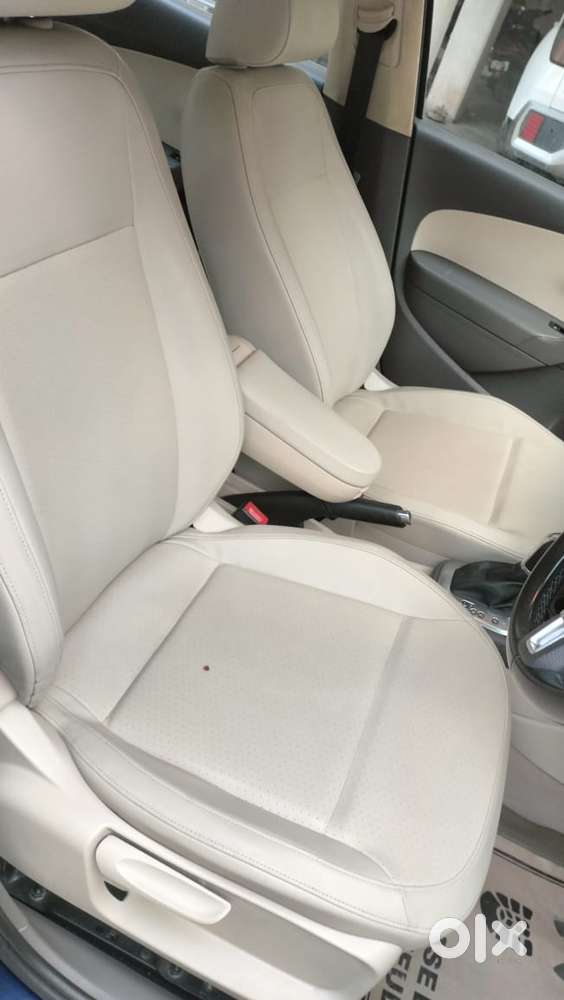 Volkswagen Vento 1.2 Tsi Highline Plus At, 2014, Petrol