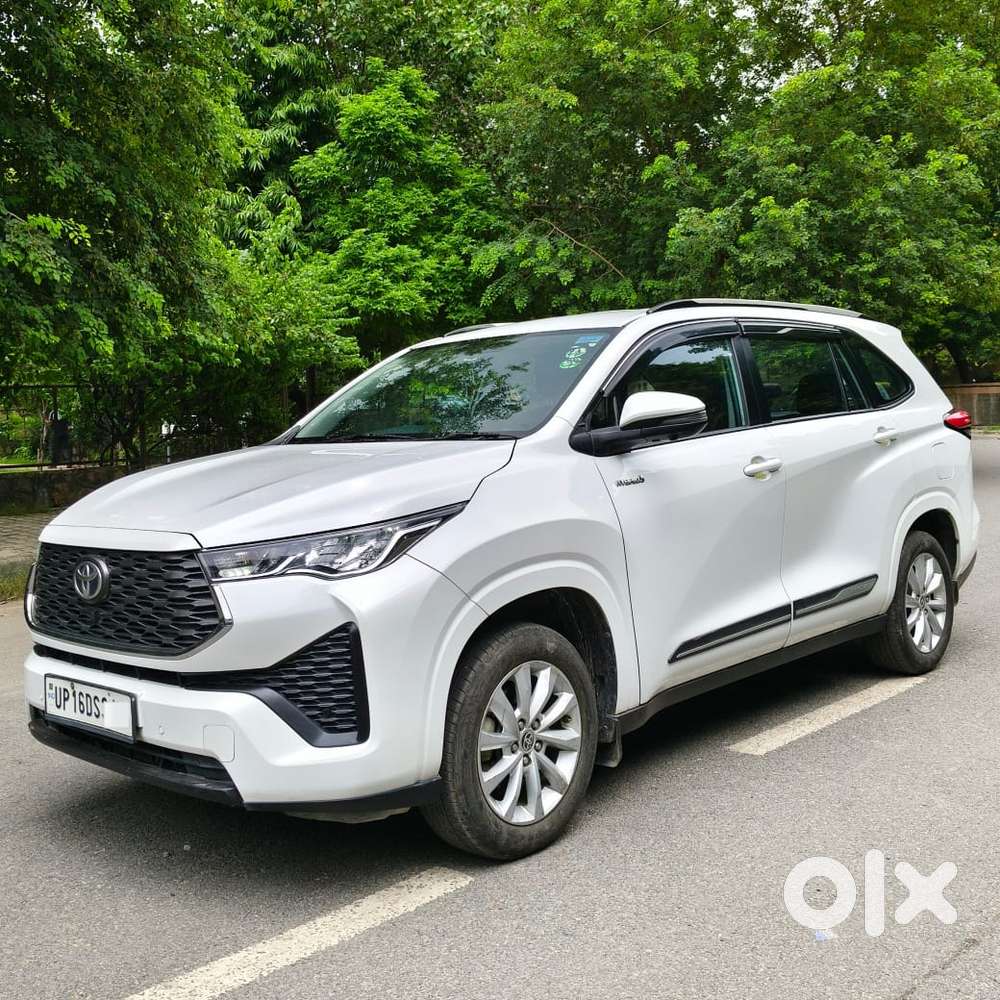 Toyota Innova Hycross 2.0 Vx Hybrid 7 Str, 2023, Petrol
