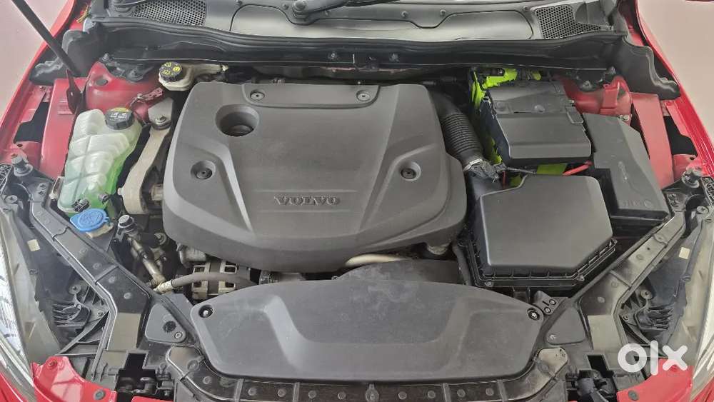 2018 Volvo V40 D3 R-design  Premium Hatchback