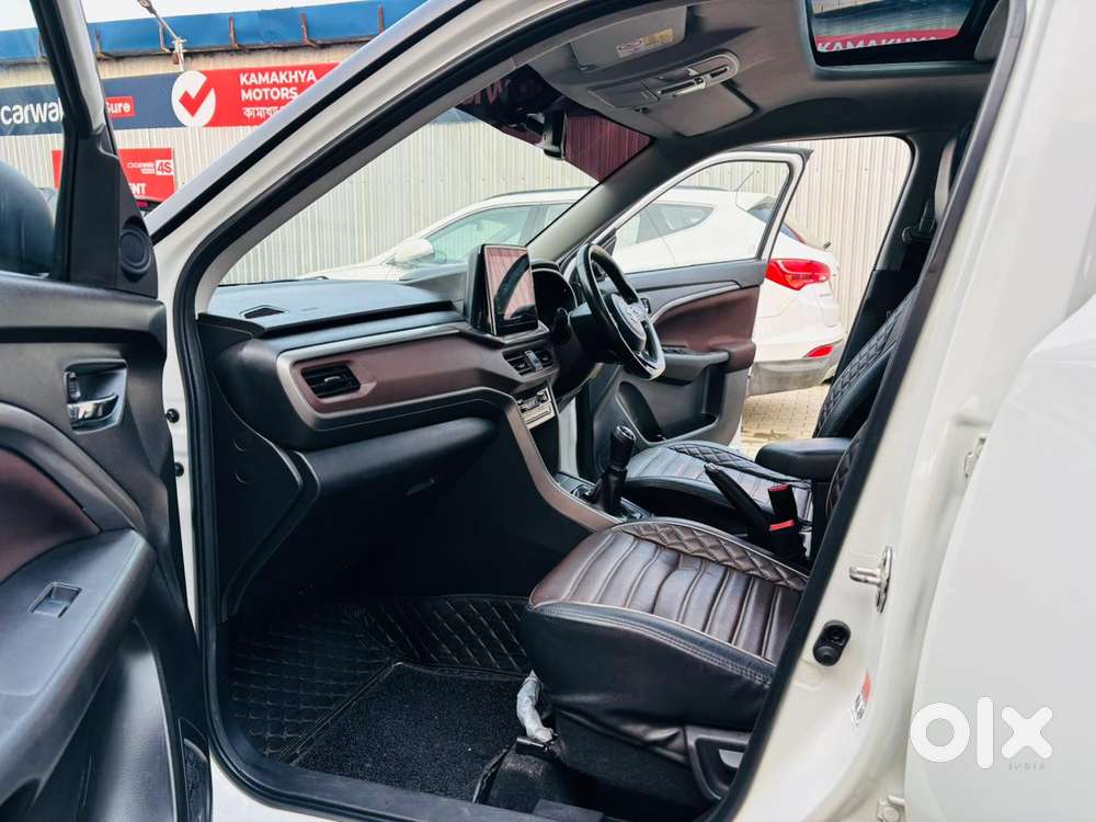Maruti Suzuki Brezza 1.5 Zxi Plus Smart Hybrid, 2023, Petrol
