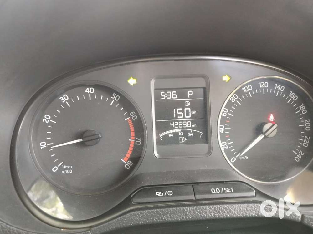 Skoda Rapid 1.6 Mpi At Style, 2019, Petrol