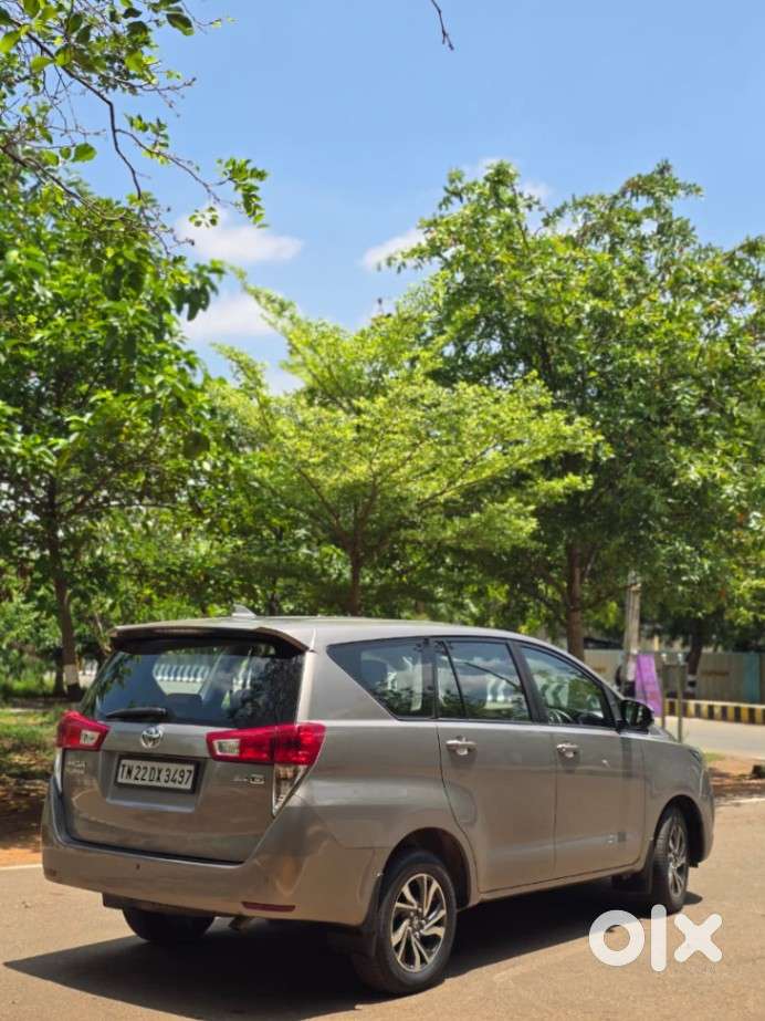 Toyota Innova Crysta 2.5z, 2022, Diesel