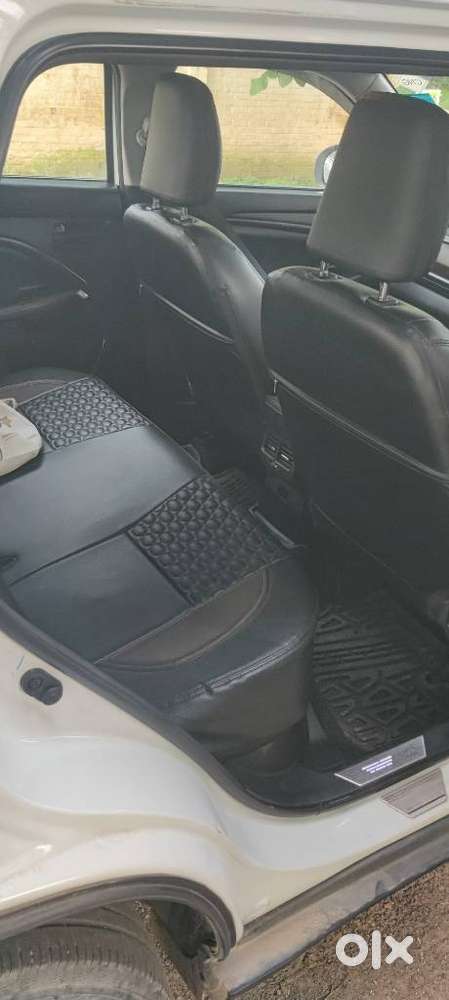 Maruti Suzuki Brezza 1.5 Lxi Cng, 2024, Cng & Hybrids