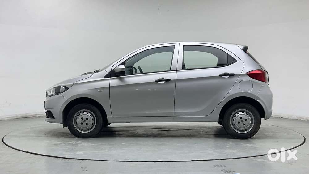 Tata Tiago 1.2 Revotron Xm, 2018, Petrol