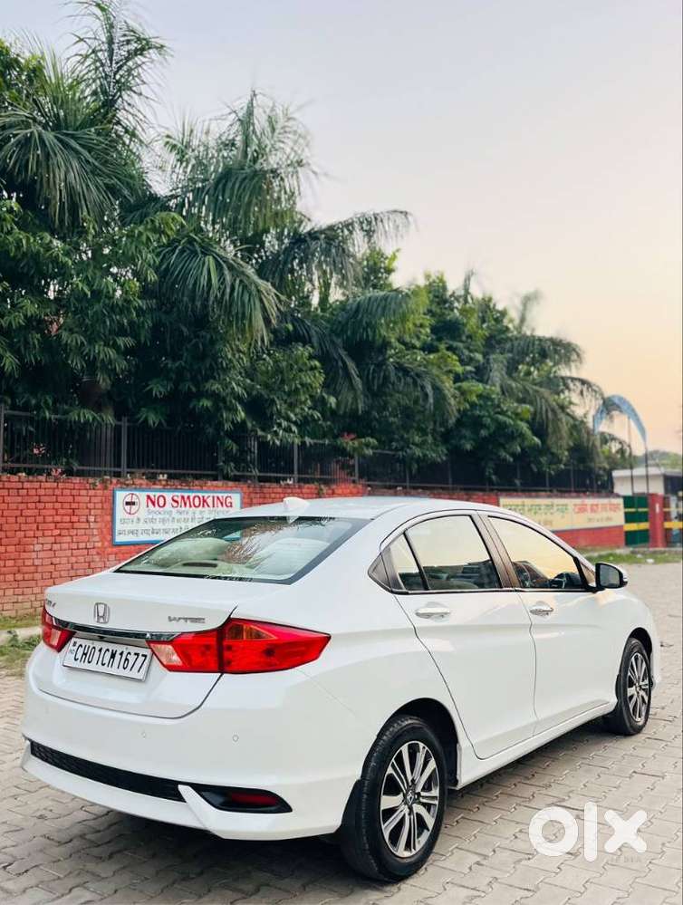 Honda City 1.5 V 4th Gen I-vtec Mt, 2022, Petrol