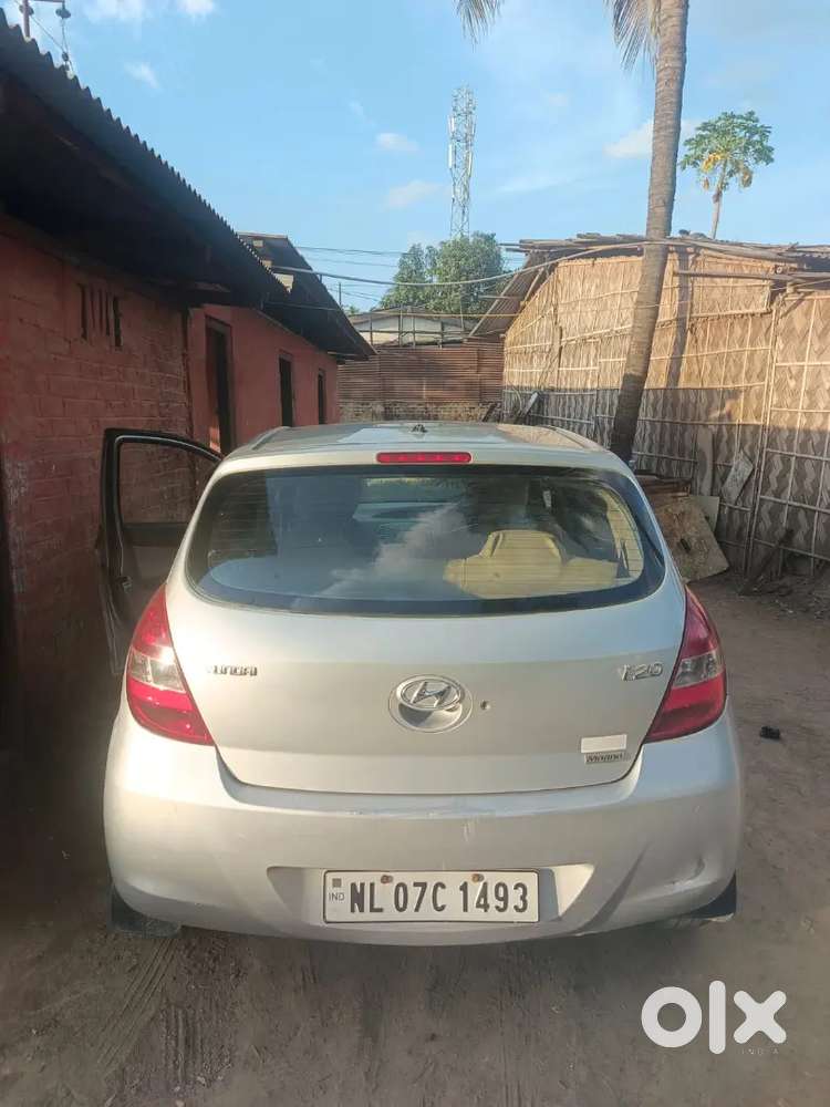 Hyundai I20 Magna 2010 Car