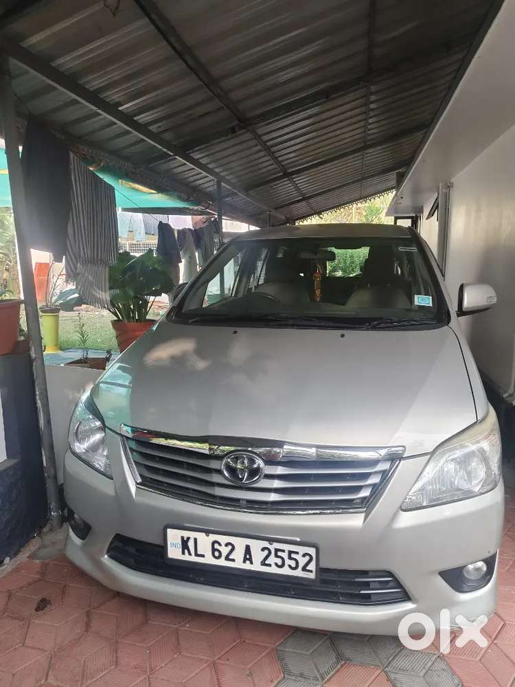 Toyota Innova 2013 Diesel Well Maintained