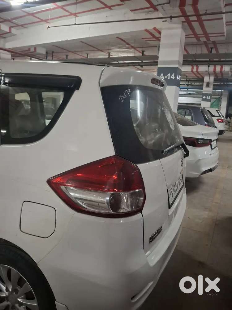 Maruti Suzuki Ertiga 2014 Diesel 198000 Km Driven
