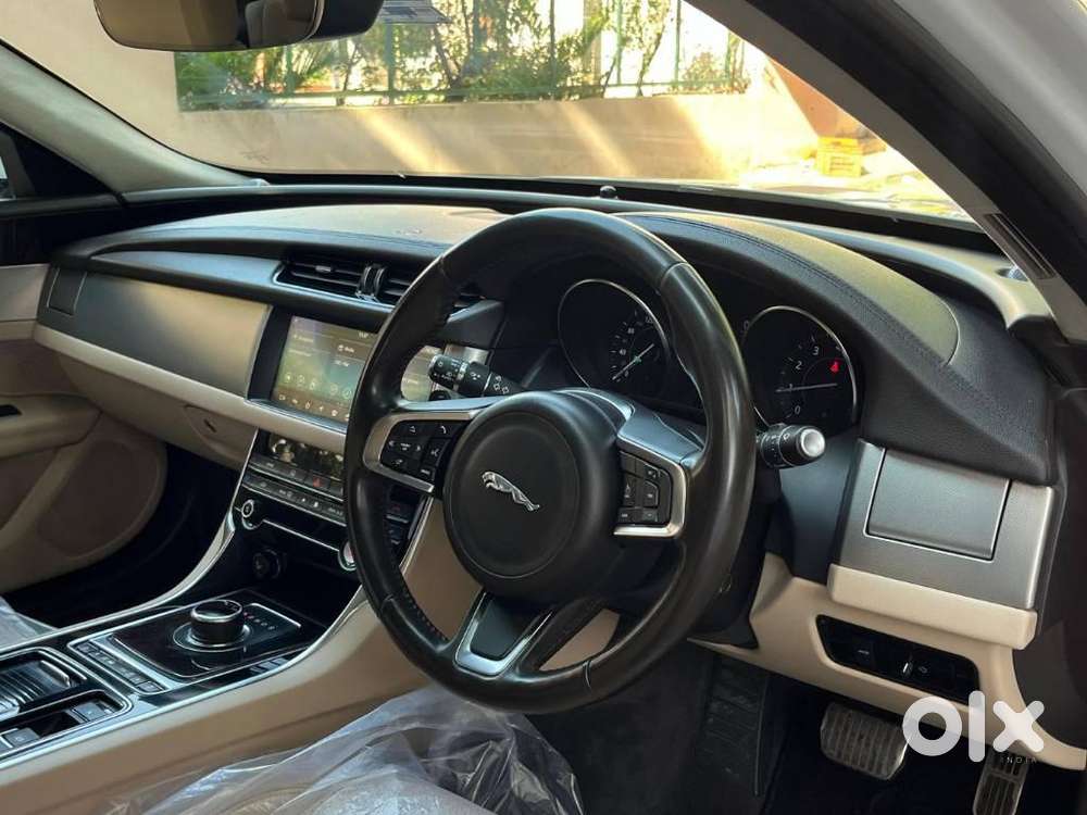 Jaguar Xf 2.0 Petrol Prestige, 2021, Petrol