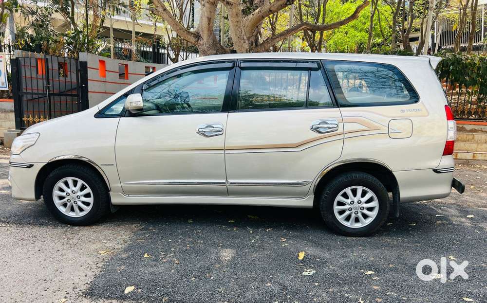Toyota Innova 2.5 Zx Diesel 7 Seater, 2014, Diesel