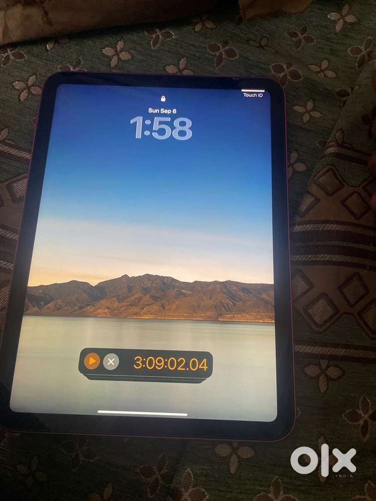 Ipad 10th generation Excellent condition with Apple Pencil Usb-C