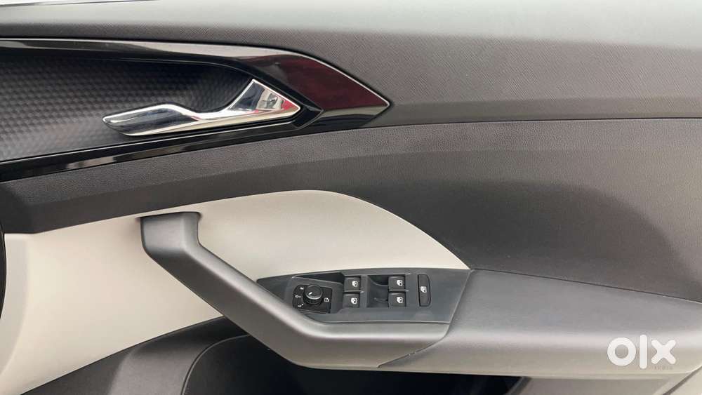Skoda Kushaq 1.5 Tsi Style, 2022, Petrol