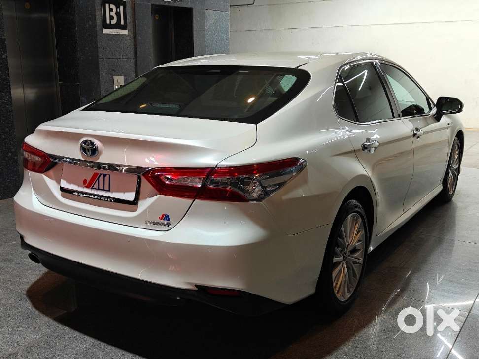 Toyota Camry Hybrid, 2020, Petrol