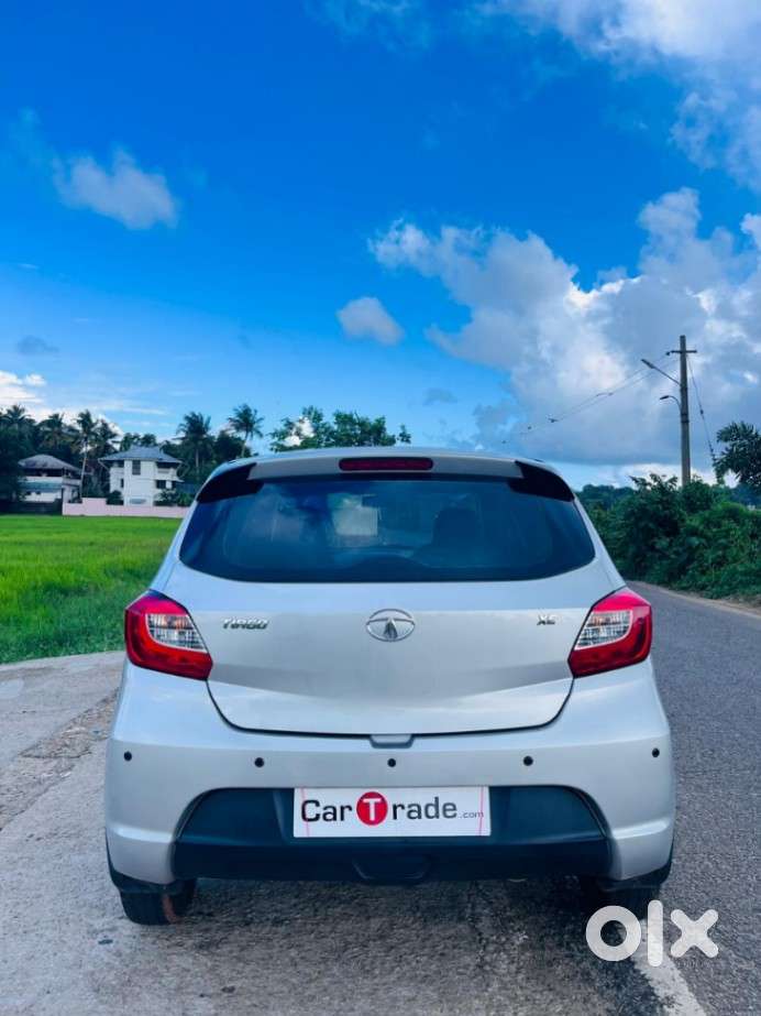 Tata Tiago Xe, 2020, Petrol