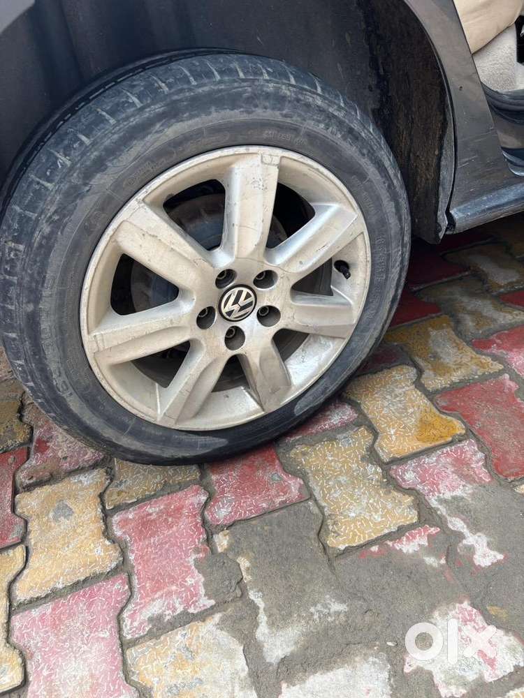 Volkswagen Ameo 2017 Petrol Well Maintained