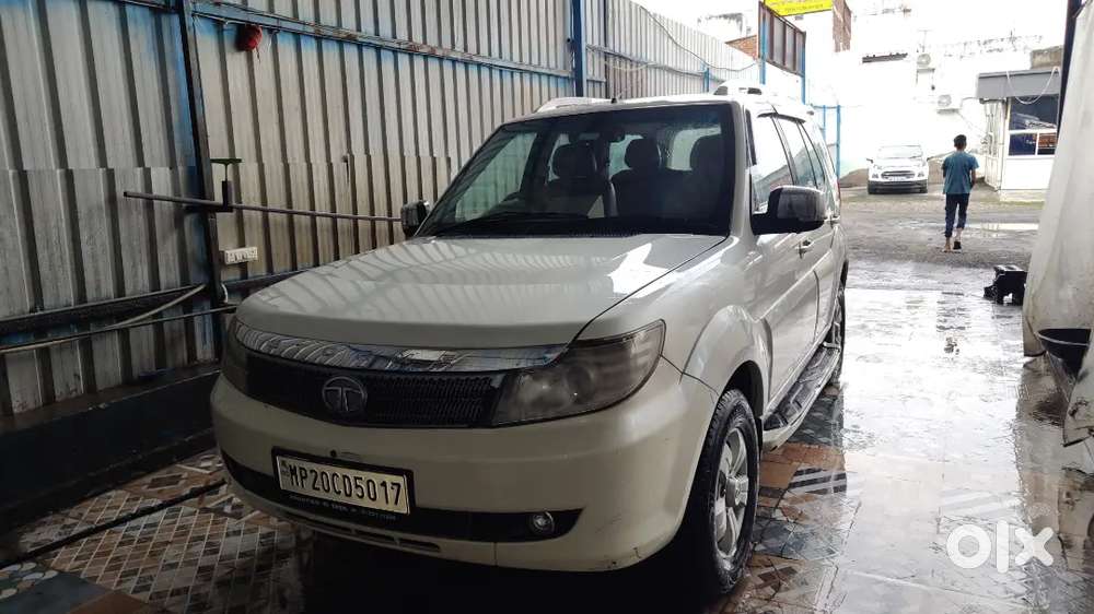 Tata Safari Storme 2013 Diesel With 360&deg; Cameras And 9 Stereo (extra)