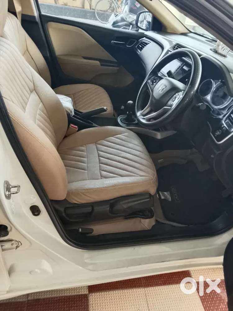 Honda City 2022 Petrol 77000 Km Driven