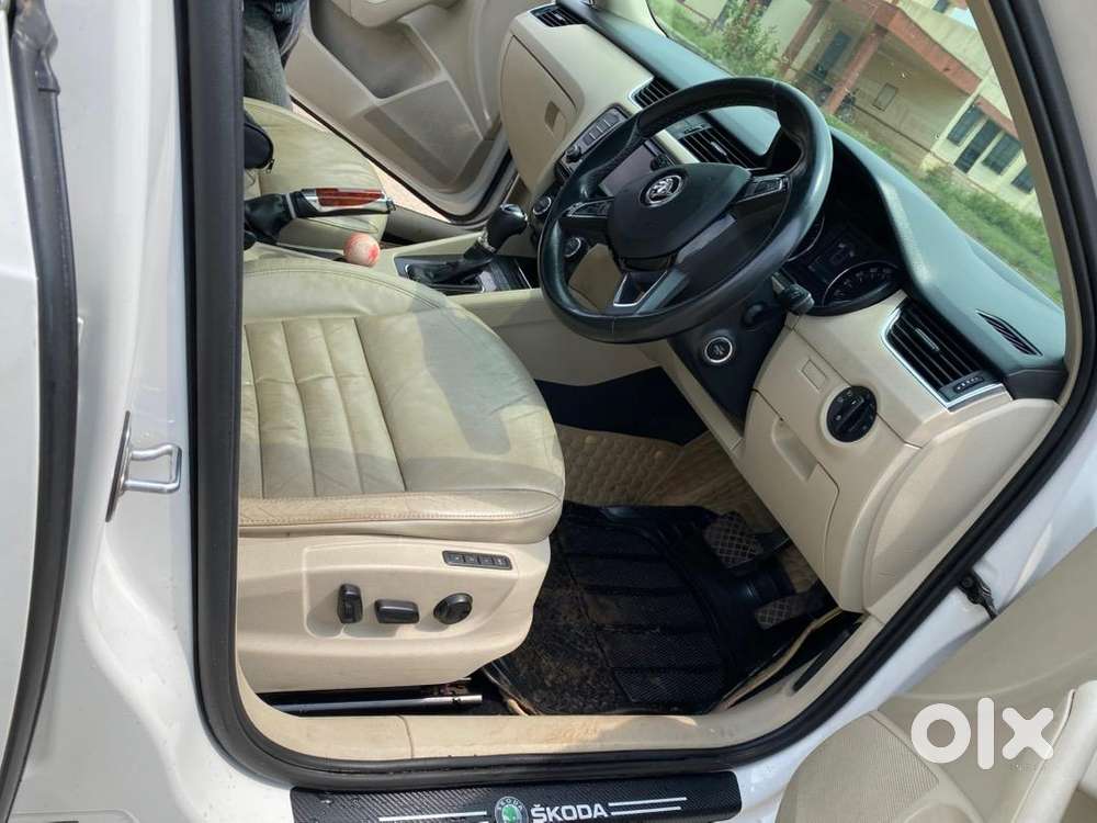 Skoda Petrol Car 2016