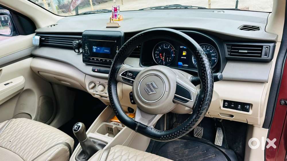 Maruti Suzuki Ertiga 1.5 Vxi, 2022, Petrol
