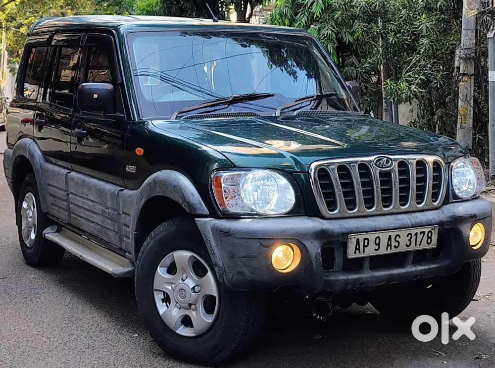 Mahindra Scorpio 2003